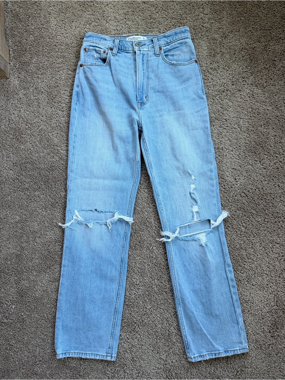 Abercrombie & Fitch The Ankle Straight Ultra High Rise Jeans